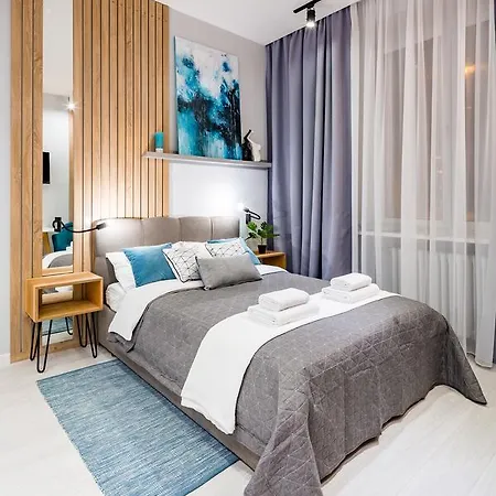 アパート Brand New In Historical Part *